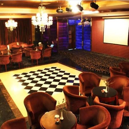 Moonstar Hotel Ya'an Exteriér fotografie