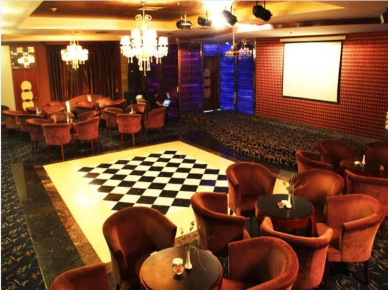 Moonstar Hotel Ya'an Exteriér fotografie